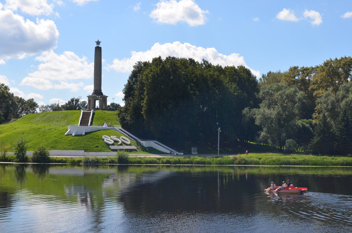 Город великие луки рисунок