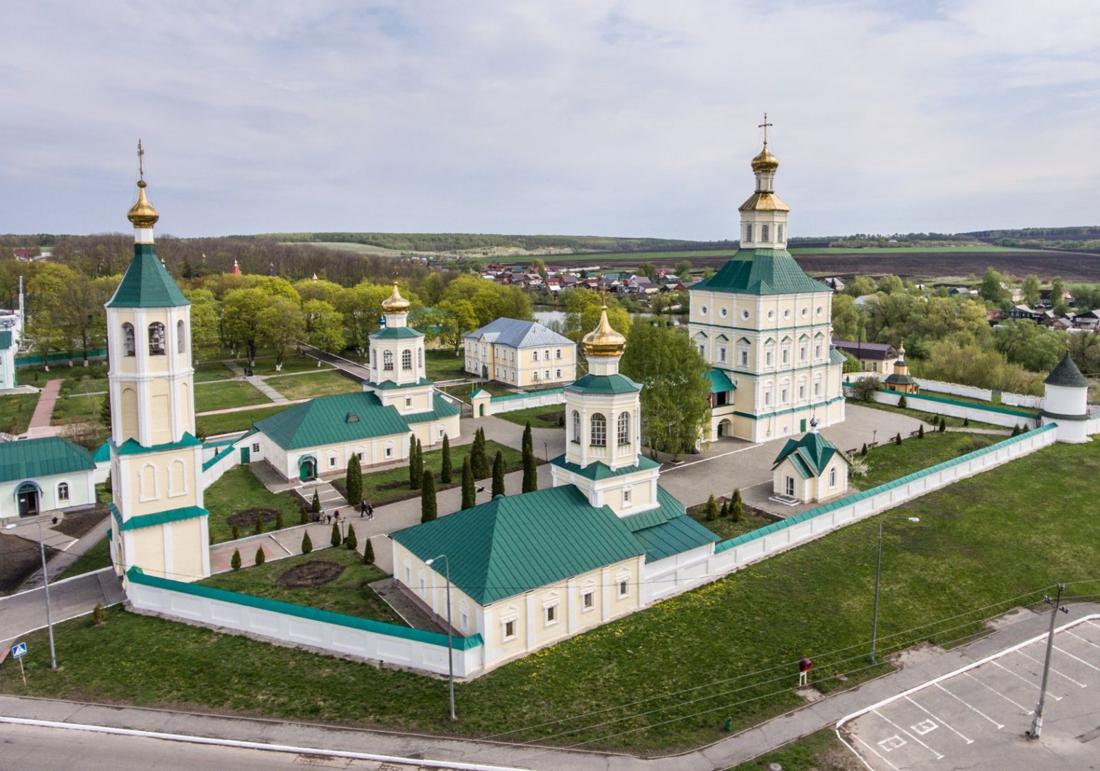 Санаксарский монастырь в Мордовии половодье