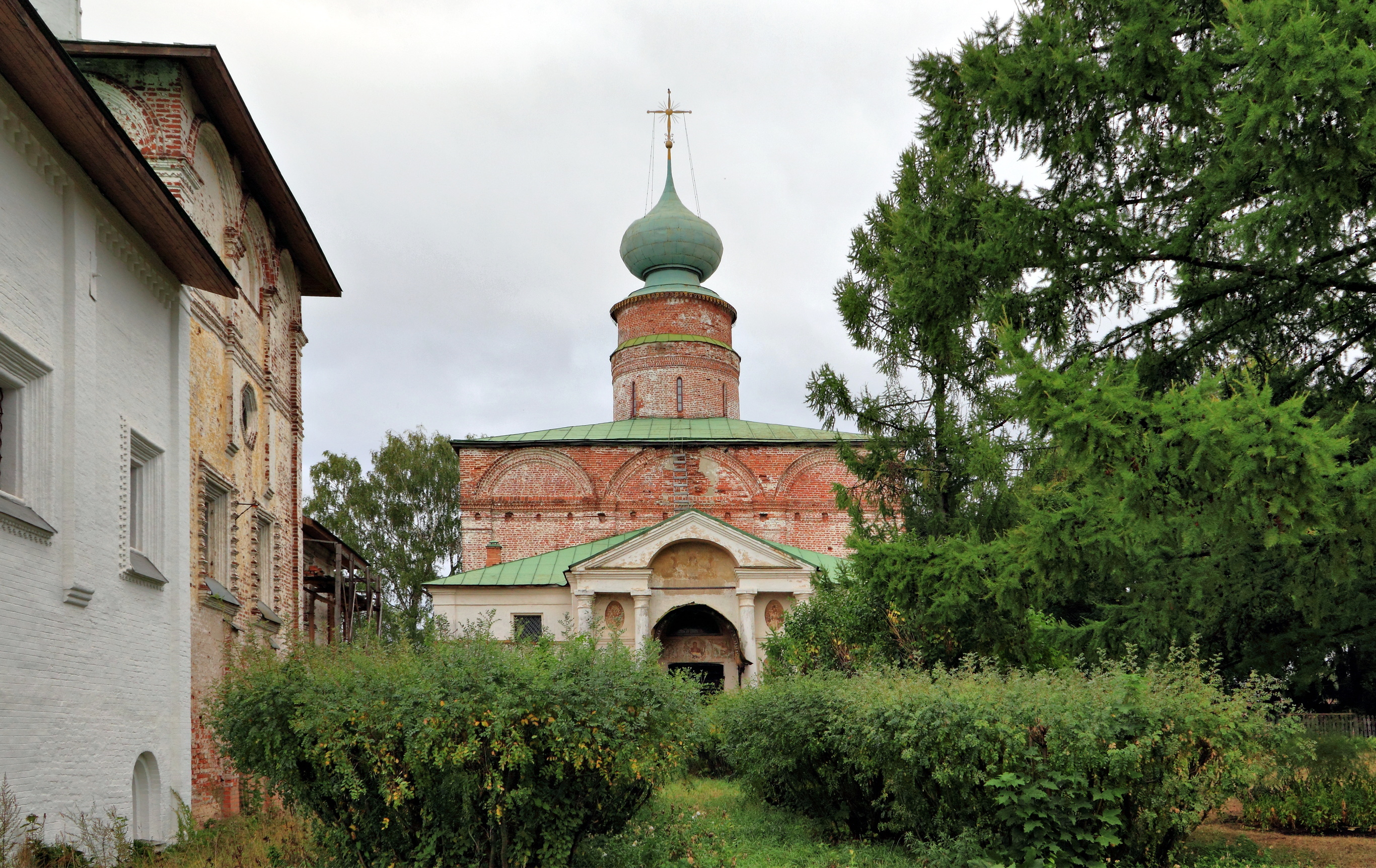 Борисоглебский. Ростовский Борисоглебский монастырь. Борисоглебский монастырь Ростов Великий. Благовещенская Церковь Борисоглебского монастыря. Борисоглебский монастырь около Ростова Великого.